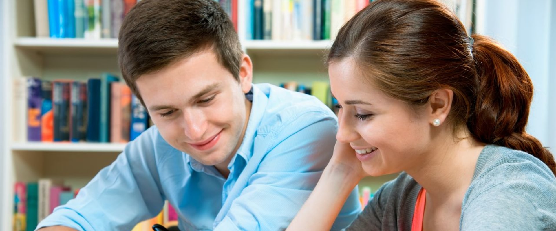 How Private Tutors Can Help You Ace Your University Studies